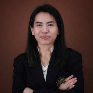 Ms. Onanong Channarong