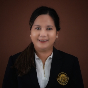 Ms. Darinee Phuengphat